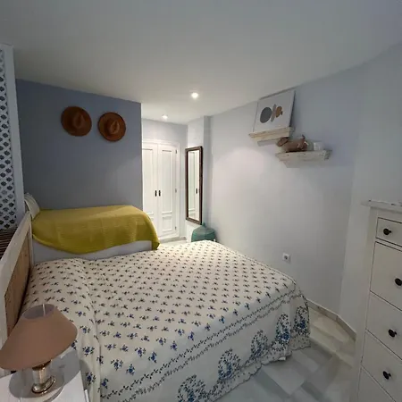 Jacaranda * Conil De La Frontera